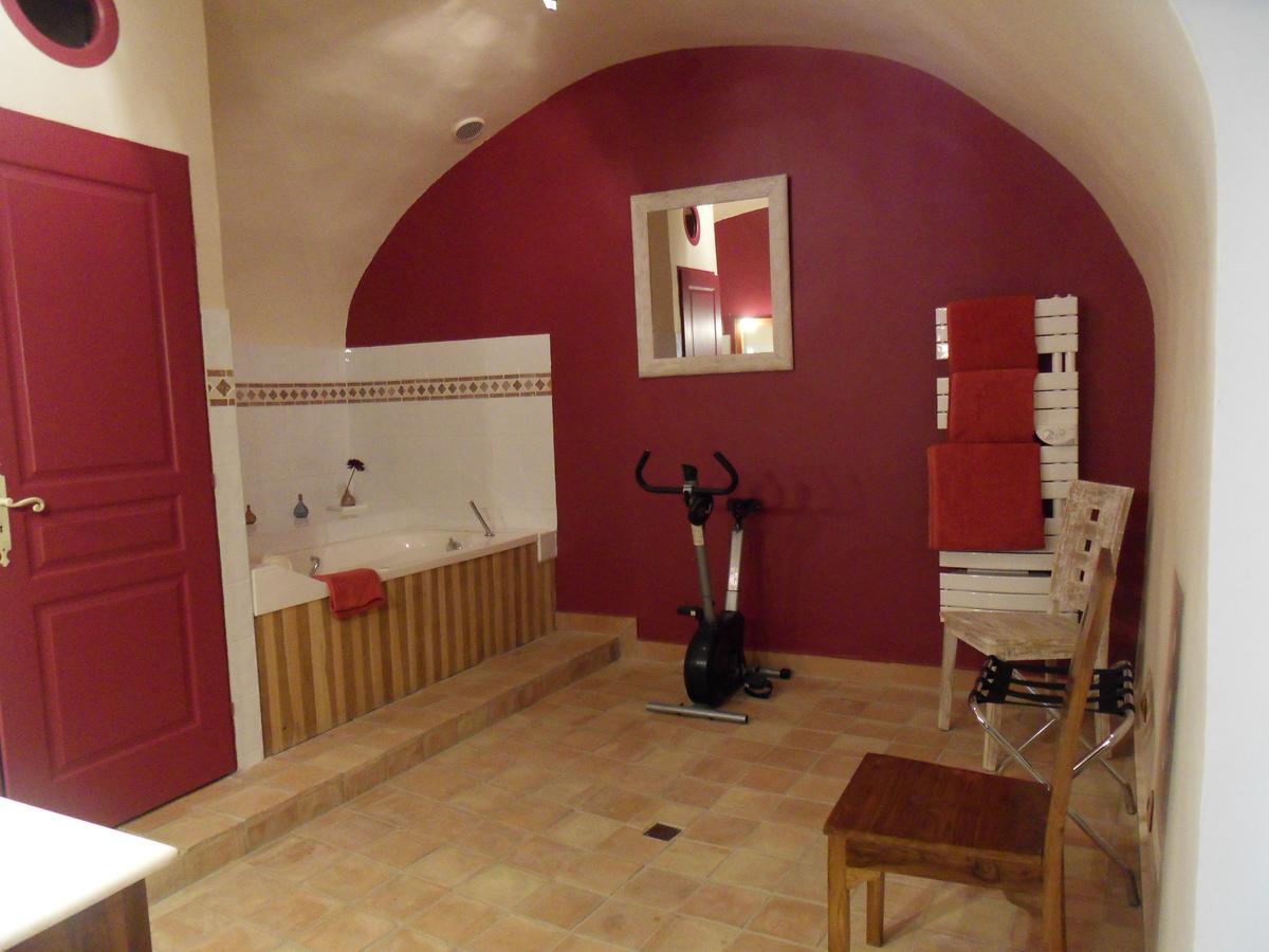 ヴネル Domaine De L'Olibaou Bed & Breakfast エクステリア 写真